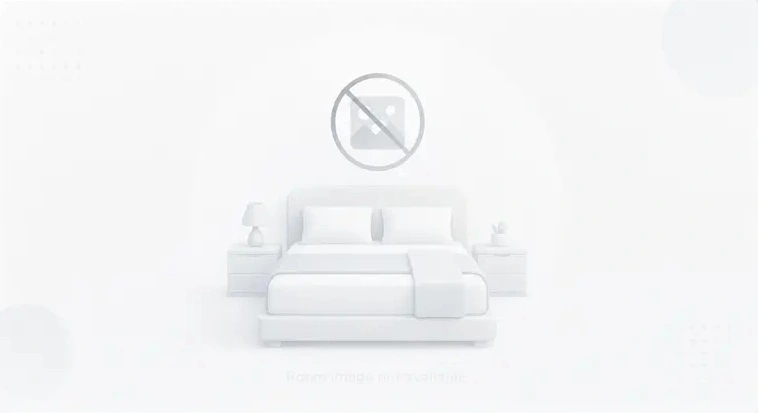 Room #2568421